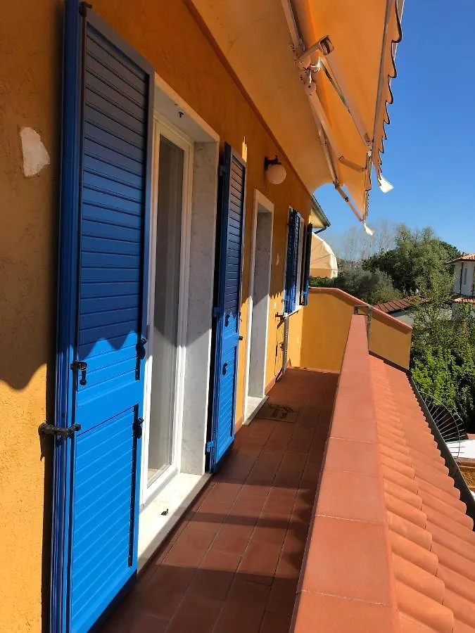 Holiday home Casa Vacanze Sunflower Carrara