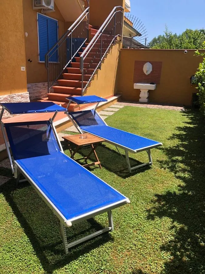 Holiday home Casa Vacanze Sunflower Carrara