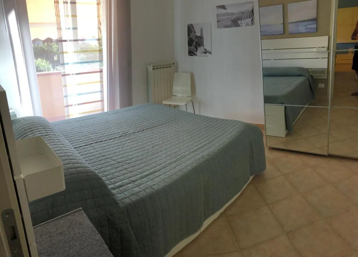 Casa Vacanze Sunflower Carrara Holiday home